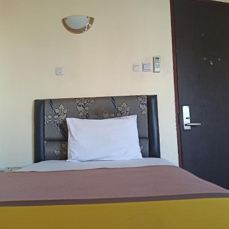 Al-Badar Hotel Syariah Makassar Eksteriør bilde