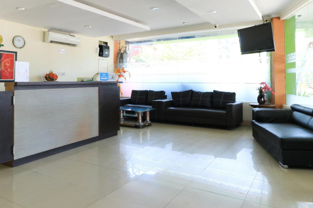 Al-Badar Hotel Syariah Makassar Eksteriør bilde
